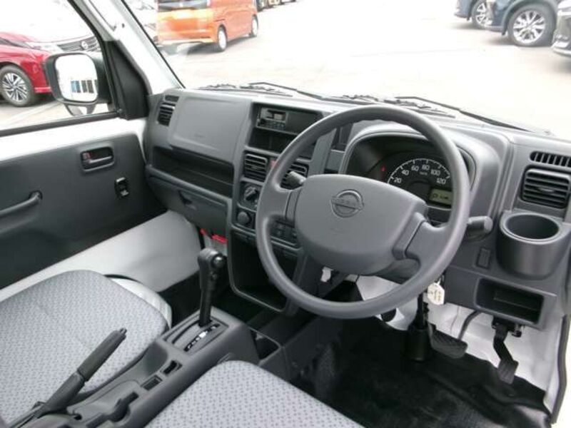 CLIPPER TRUCK