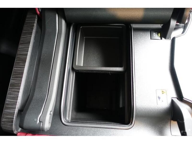 LAND CRUISER