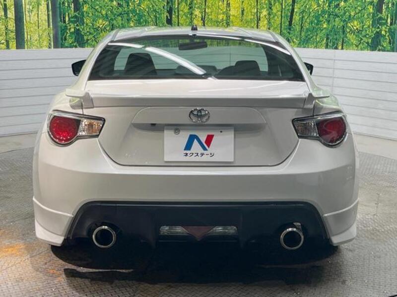86