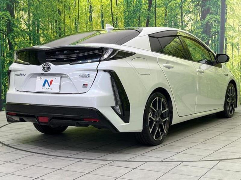PRIUS PHV
