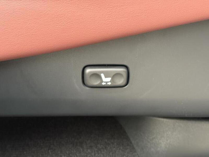 LX