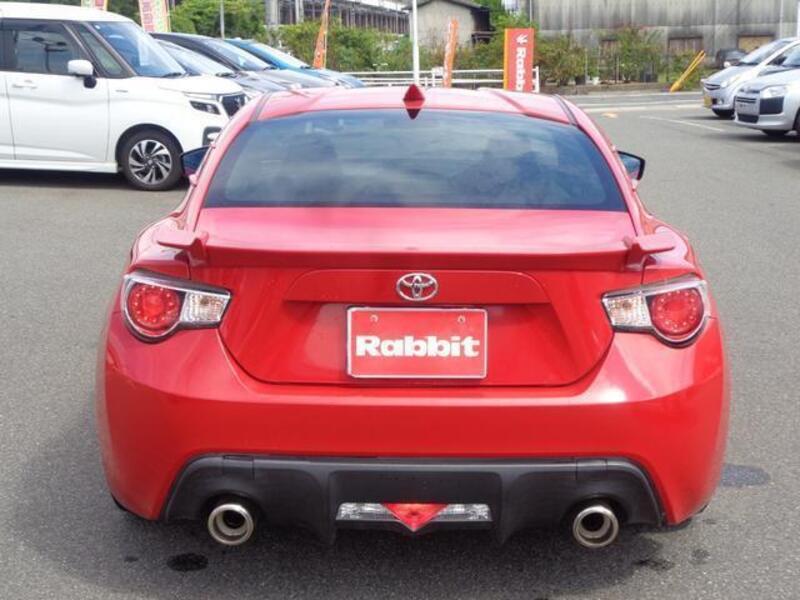 86