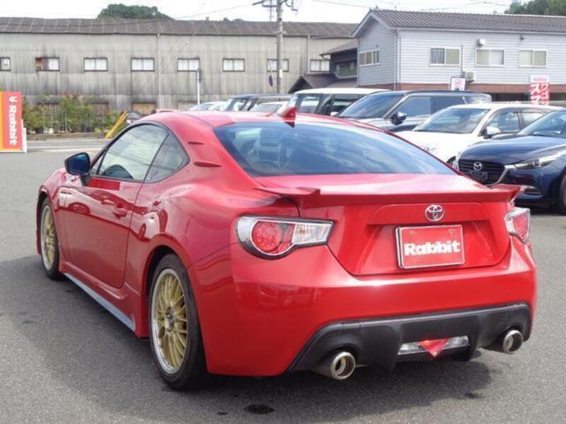 86