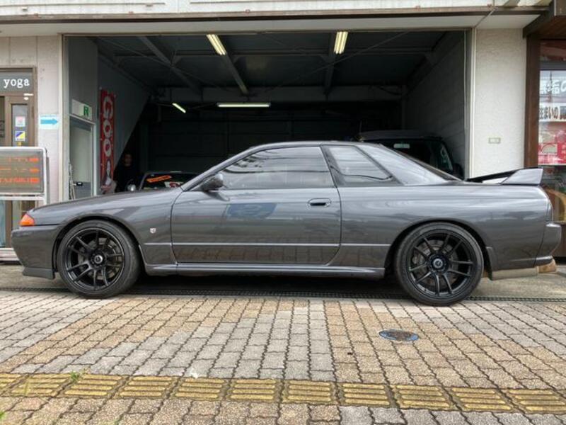 SKYLINE