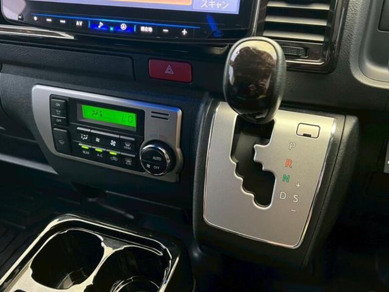HIACE WAGON