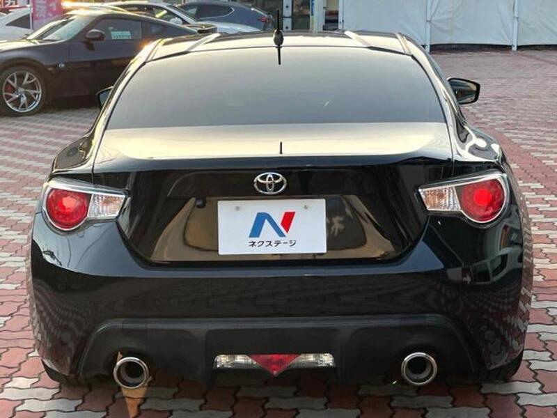 86
