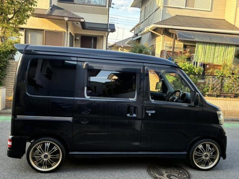 ATRAI WAGON