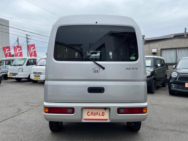 ACTY VAN