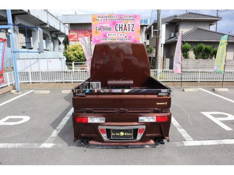 CARRY TRUCK