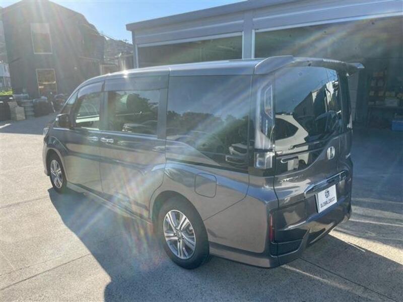 STEPWAGON SPADA