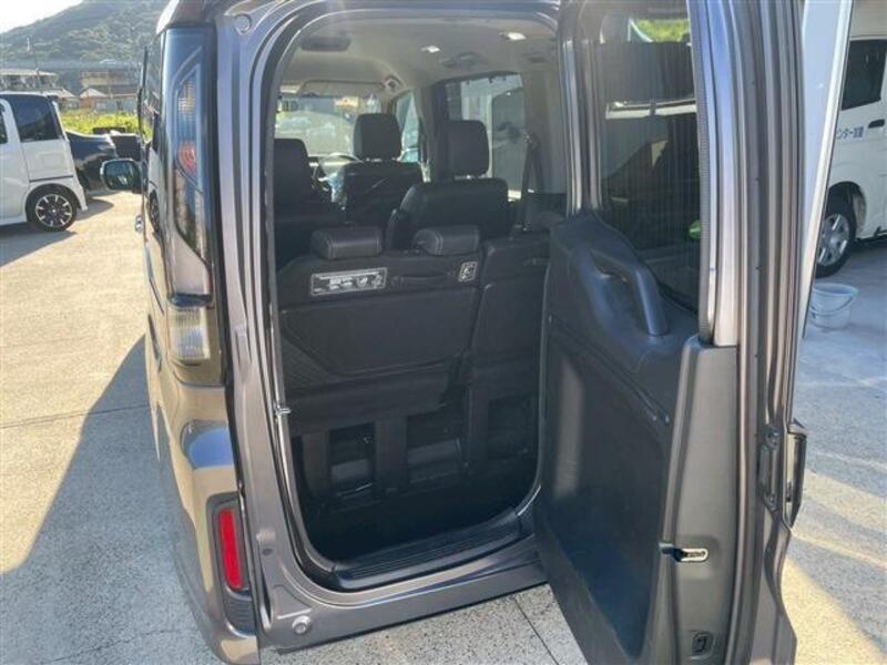 STEPWAGON SPADA