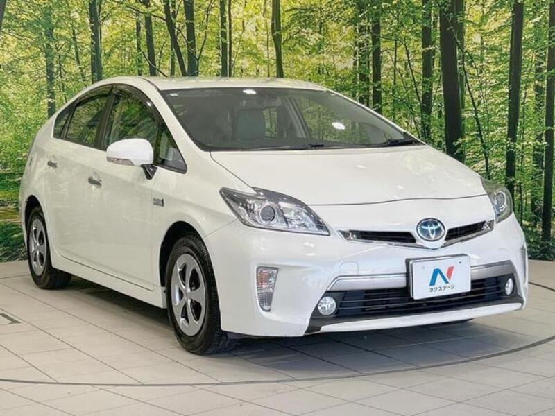 PRIUS PHV