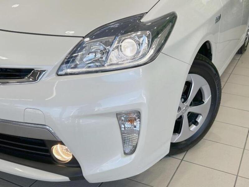 PRIUS PHV