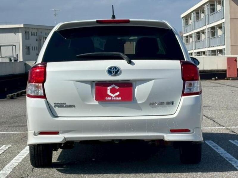 COROLLA FIELDER