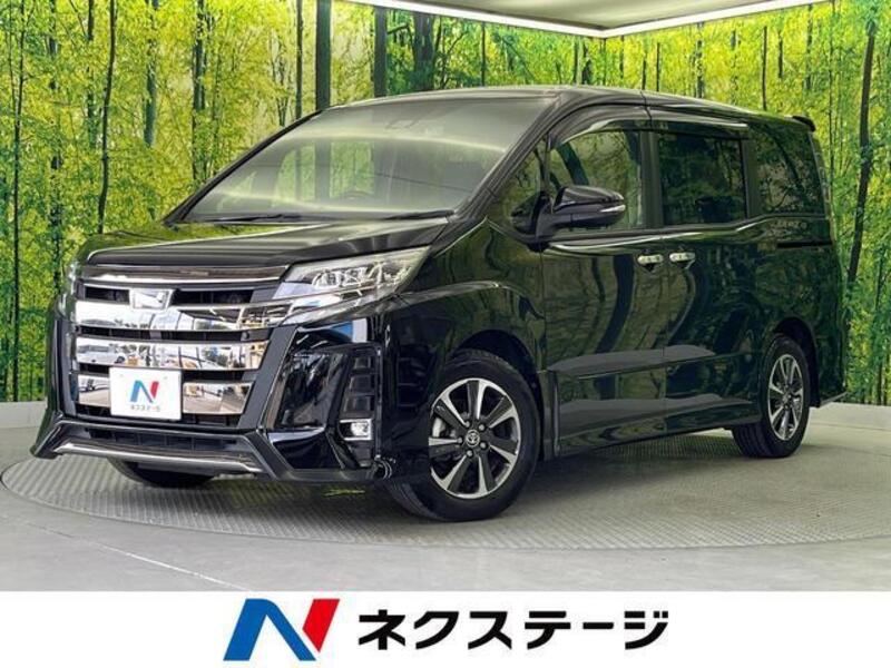 TOYOTA NOAH
