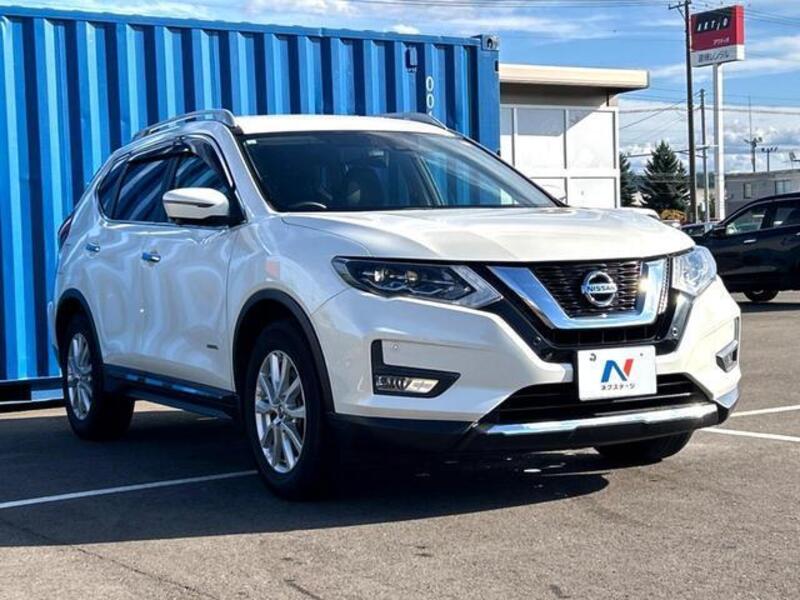 X-TRAIL