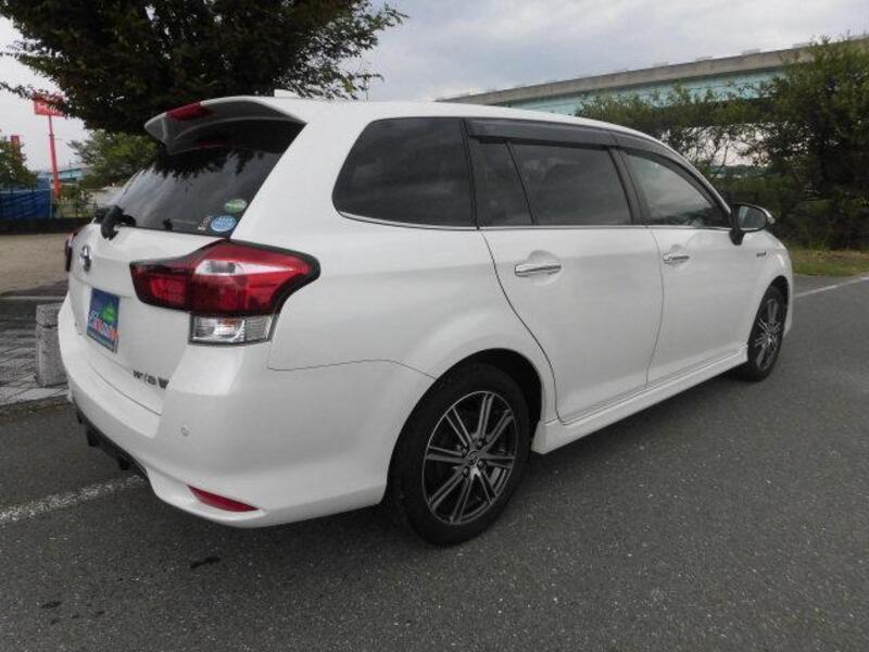 COROLLA FIELDER