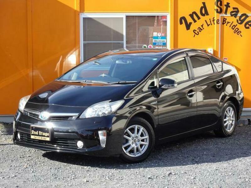 Used 2013 TOYOTA PRIUS ZVW30 | SBI Motor Japan