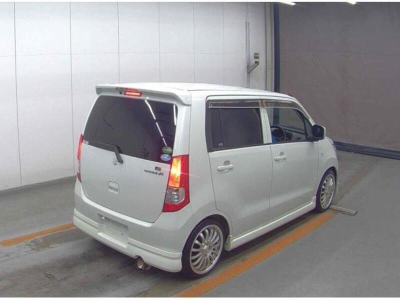 WAGON R