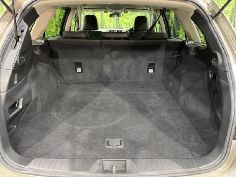 LEGACY OUTBACK