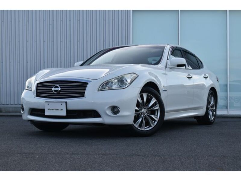 NISSAN FUGA HYBRID