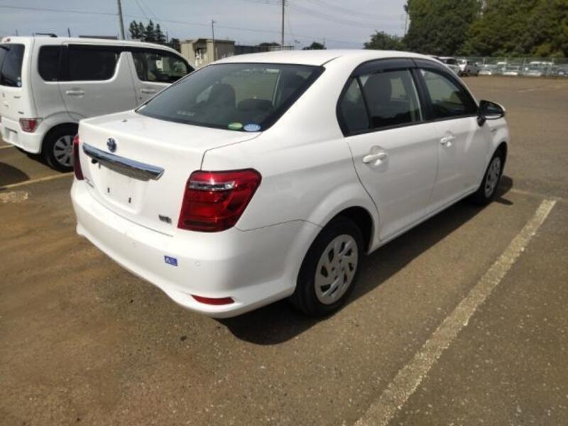 COROLLA AXIO