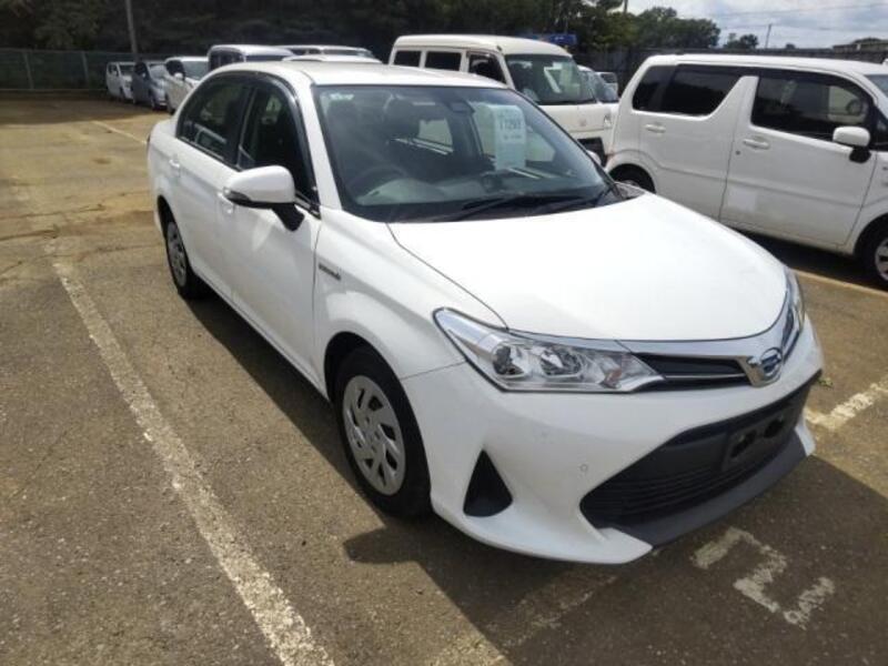 COROLLA AXIO