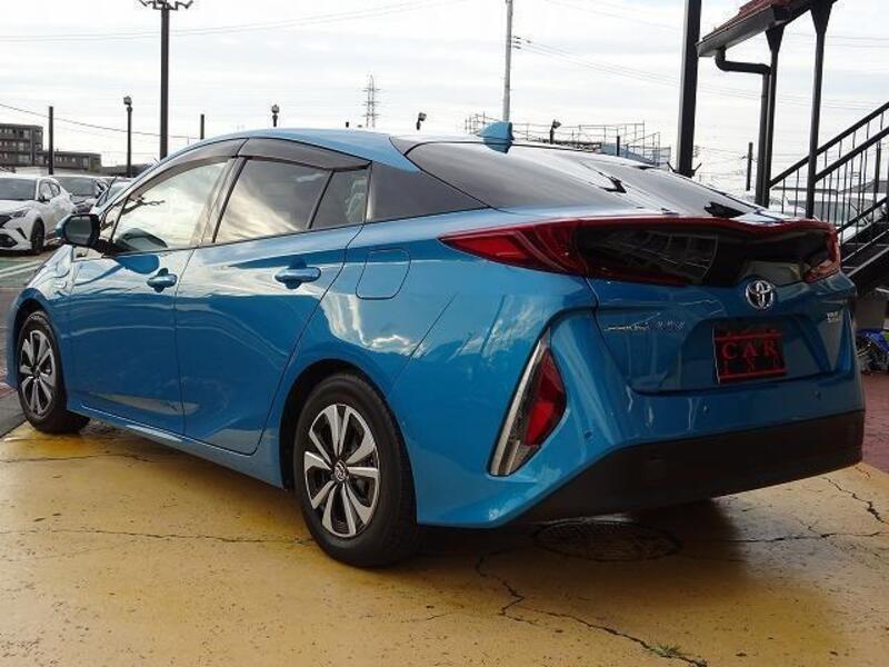 PRIUS PHV