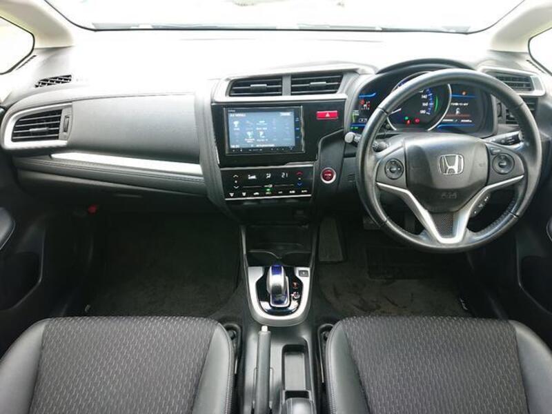 FIT HYBRID