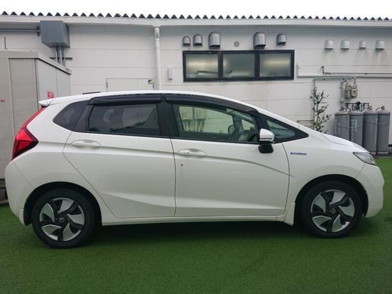 FIT HYBRID