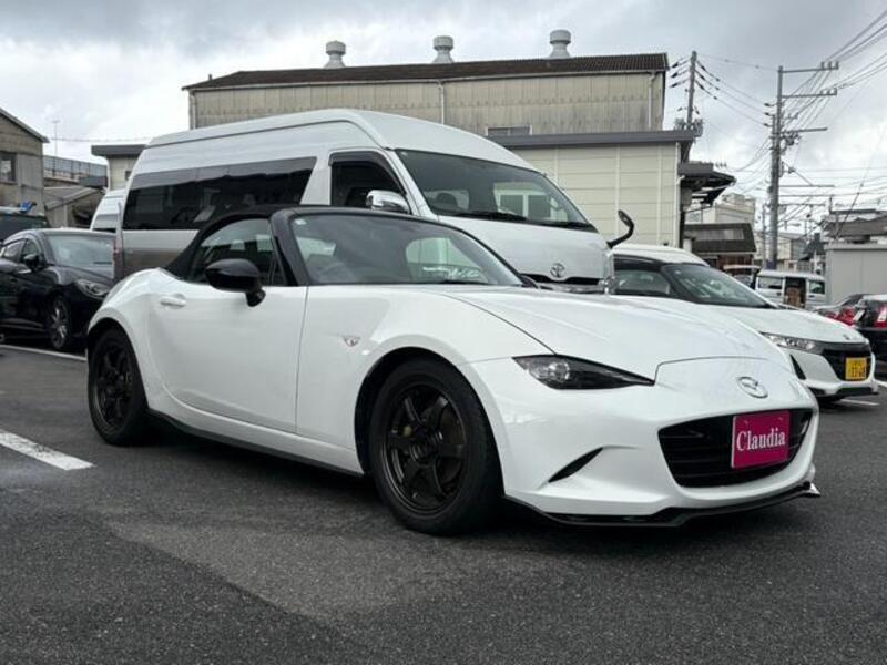 ROADSTER