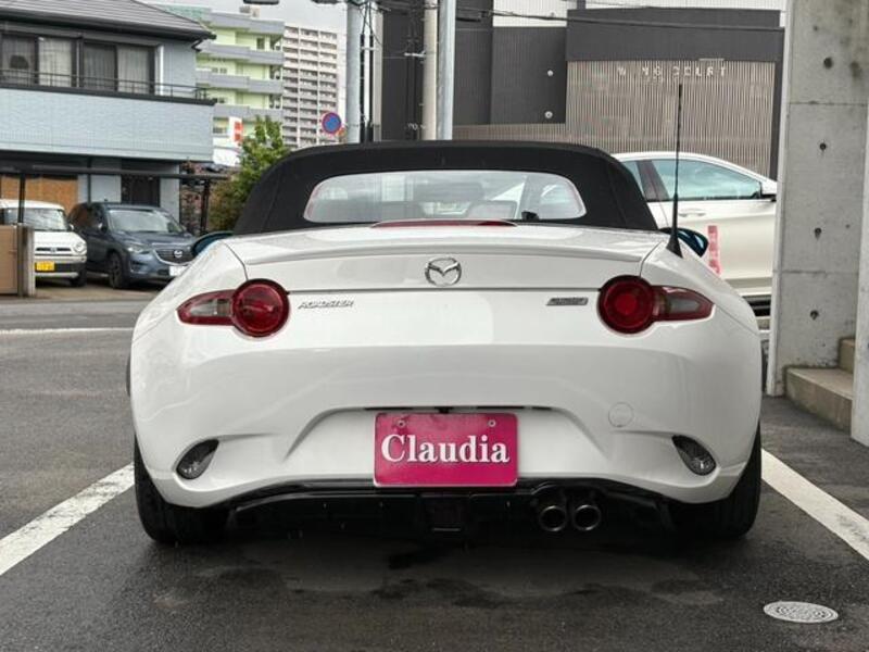 ROADSTER