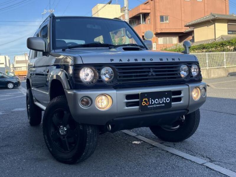 PAJERO MINI