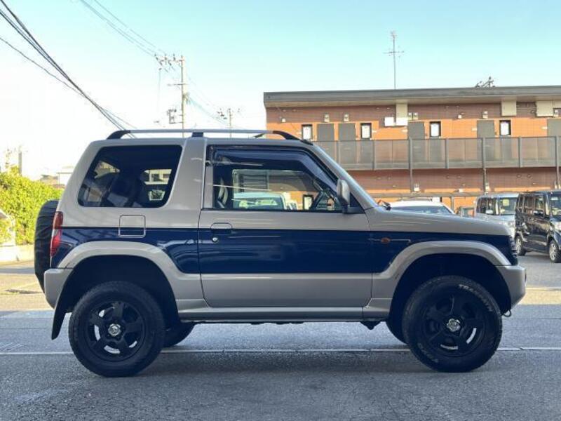 PAJERO MINI