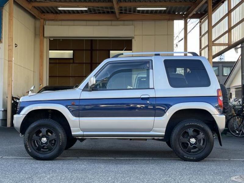PAJERO MINI