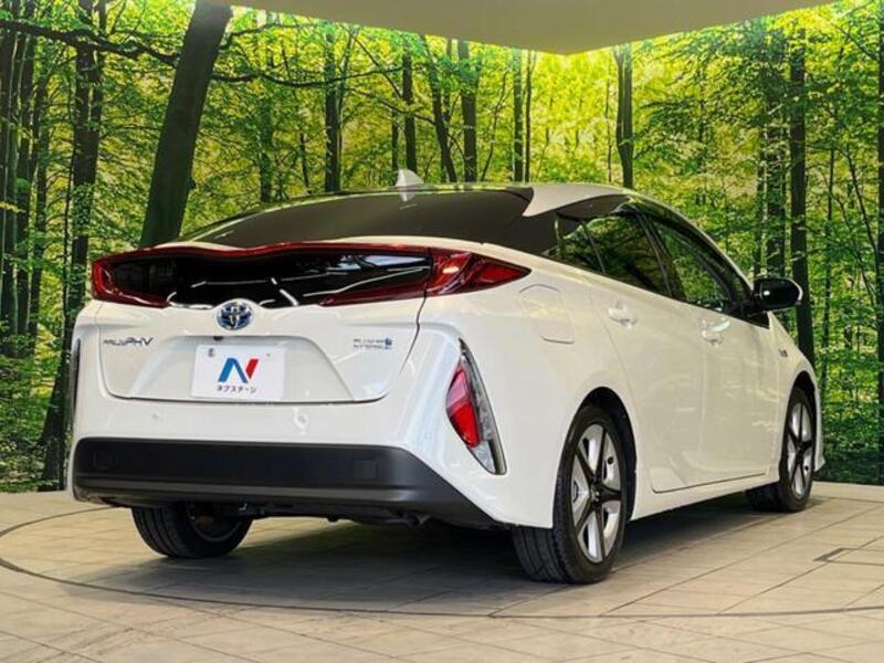 PRIUS PHV