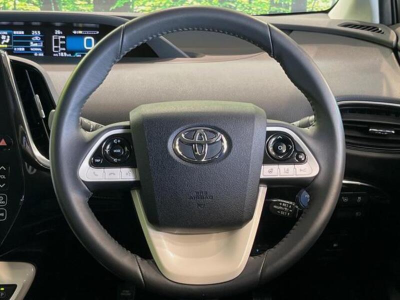 PRIUS PHV