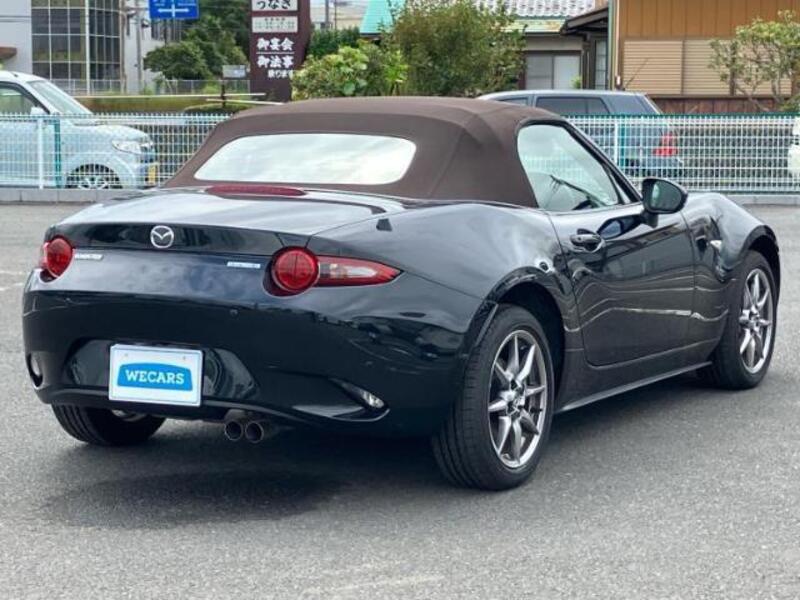 ROADSTER