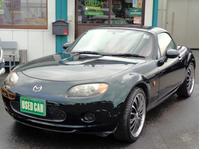 ROADSTER-0