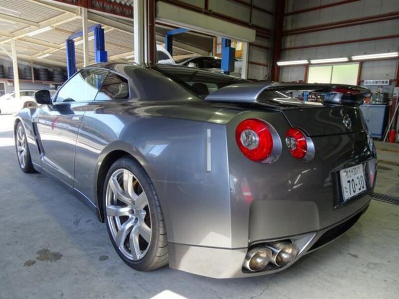 GT-R