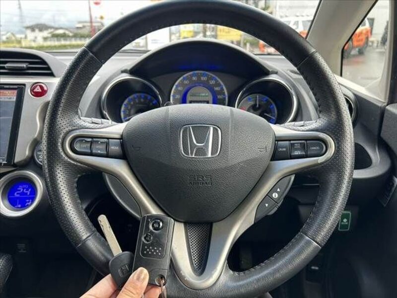 FIT HYBRID