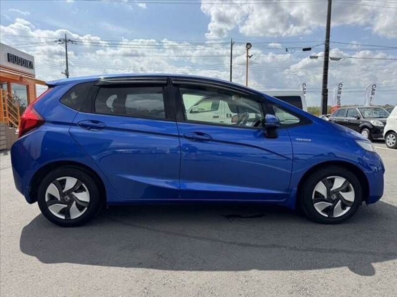 FIT HYBRID