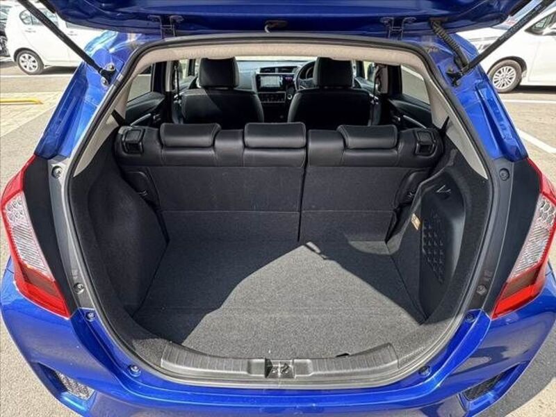 FIT HYBRID