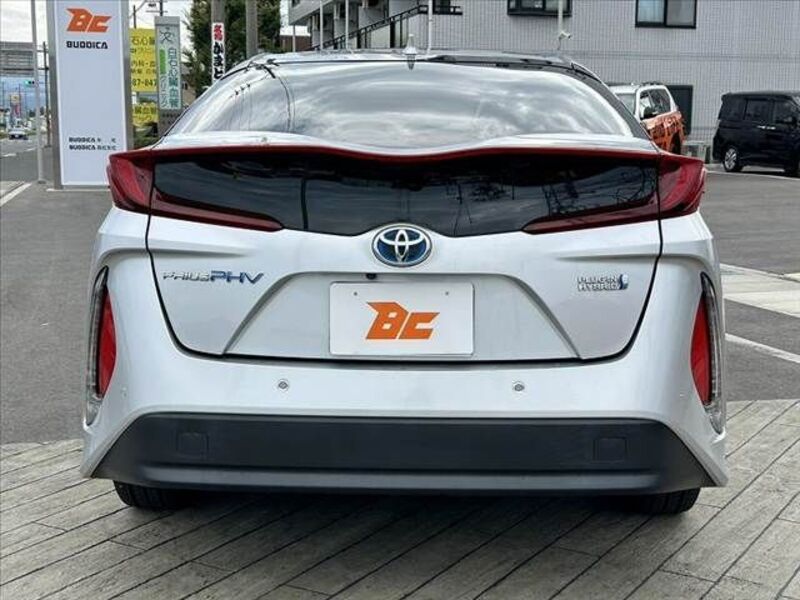 PRIUS PHV