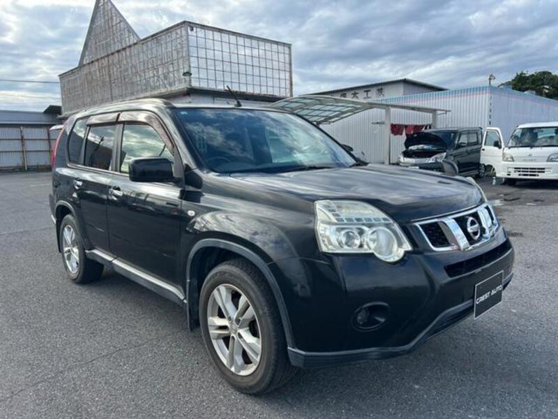 X-TRAIL