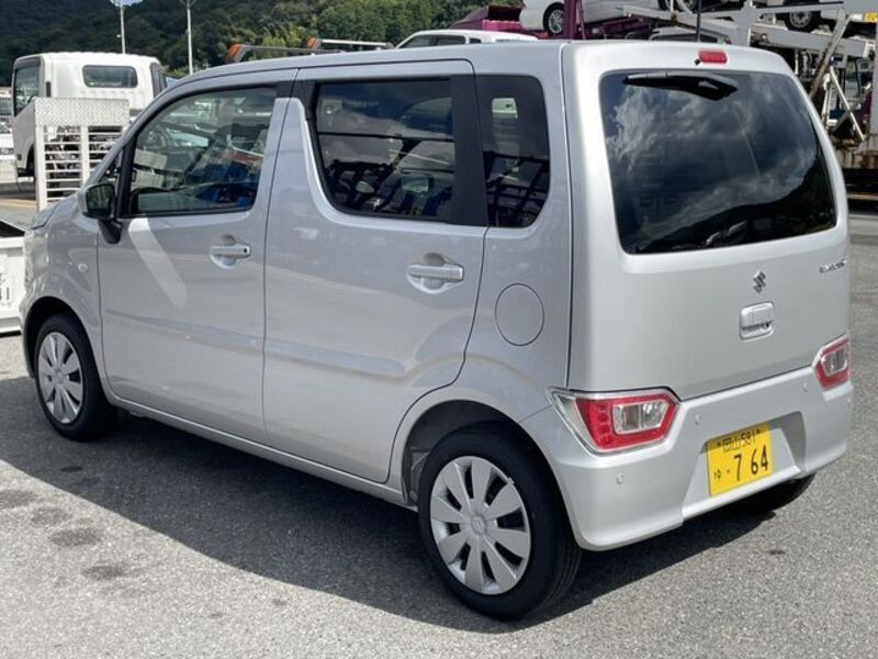 WAGON R