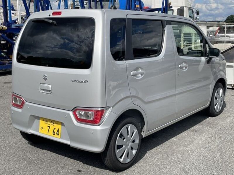 WAGON R