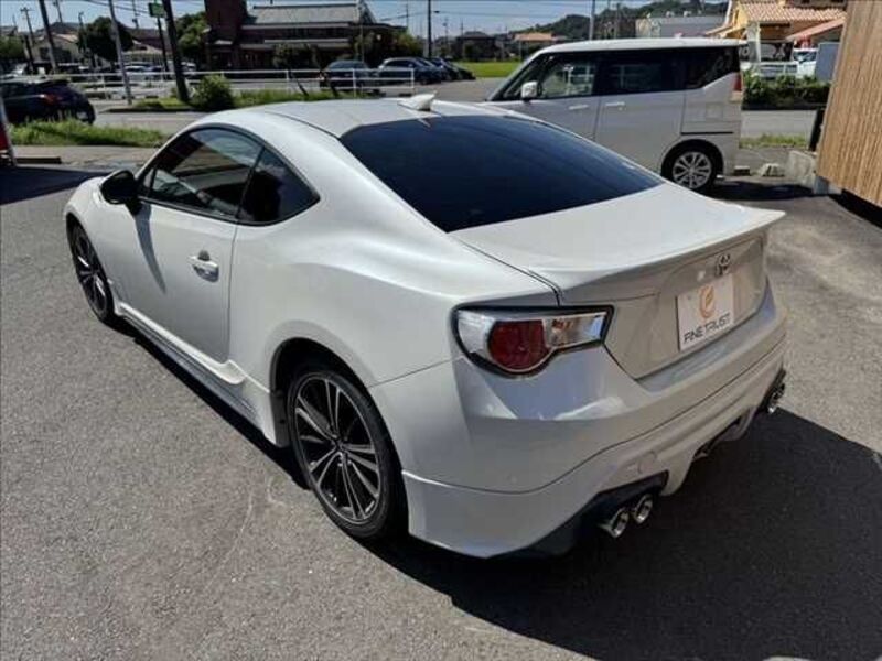 86