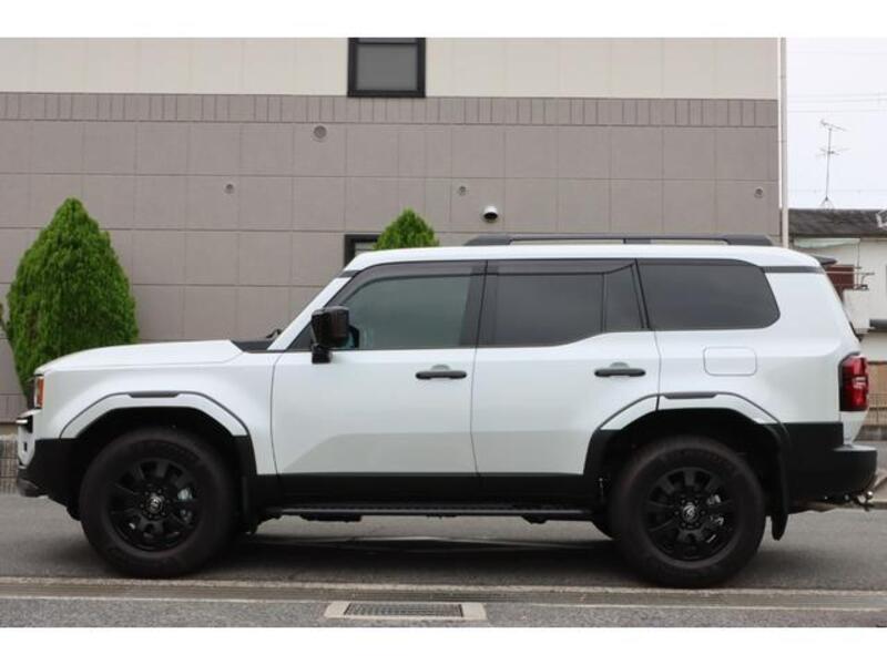 LAND CRUISER 250