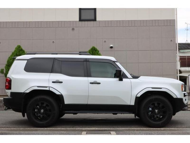 LAND CRUISER 250